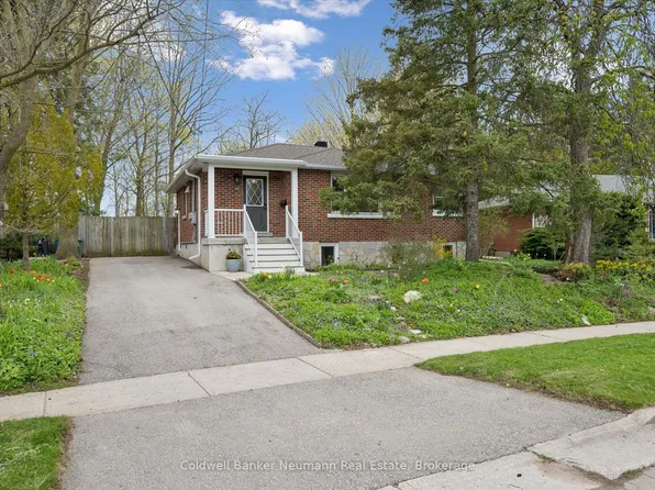 22 Hamel Ave, Guelph, ON N1H 5M1