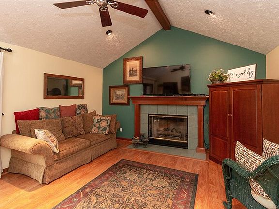 4th image of 8853 Cindy Ln