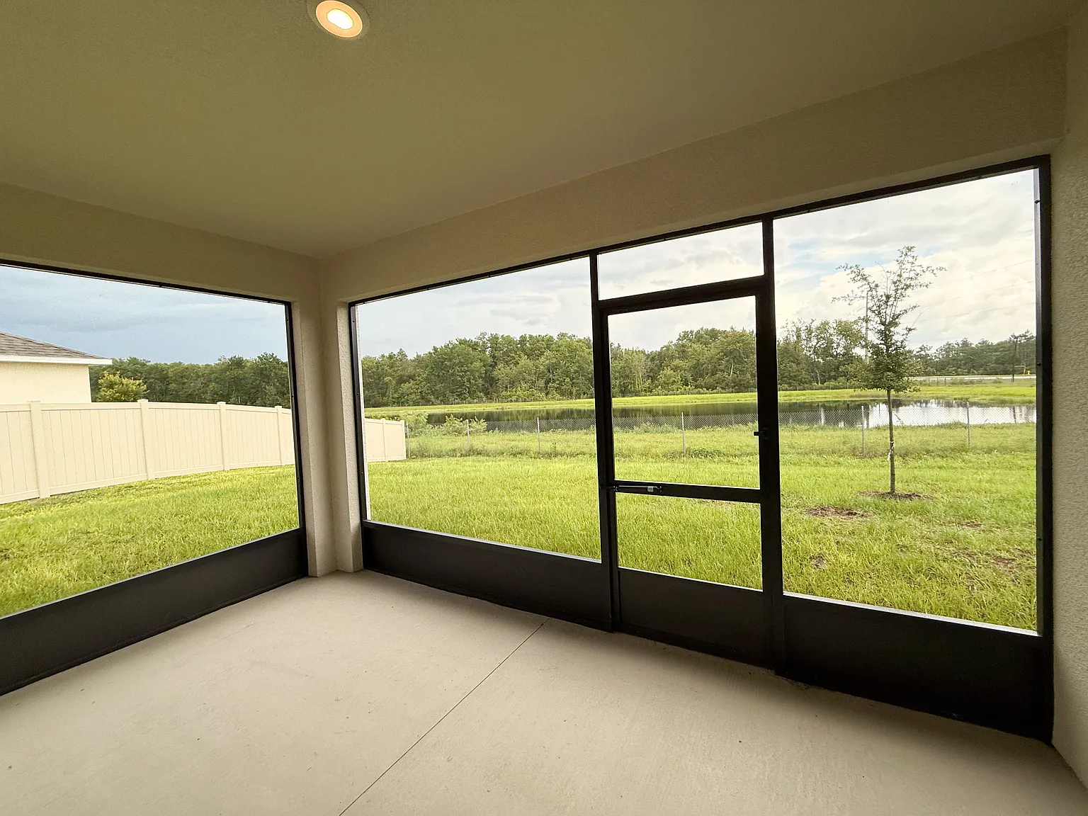 5 bed, 3.5 bath, 3087 sqft, $3,250 — Photo 3