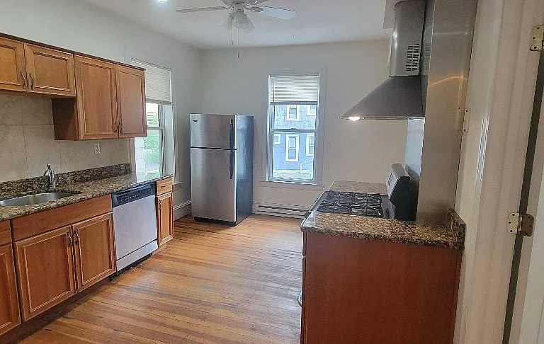 414 Centre St #2 — Photo 5