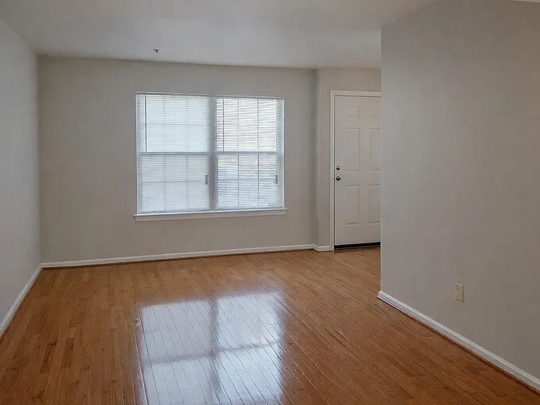 1842 Ryderwood Ct — Photo 4