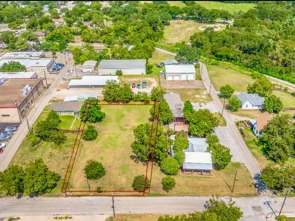 230 E Tarleton St, Stephenville, TX 76401
