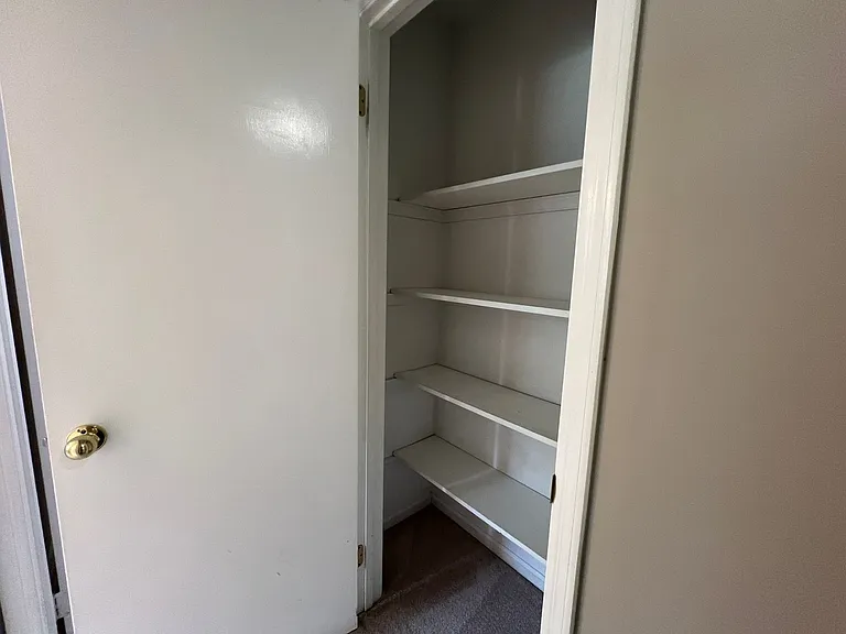 102 Hope Ln — Photo 10