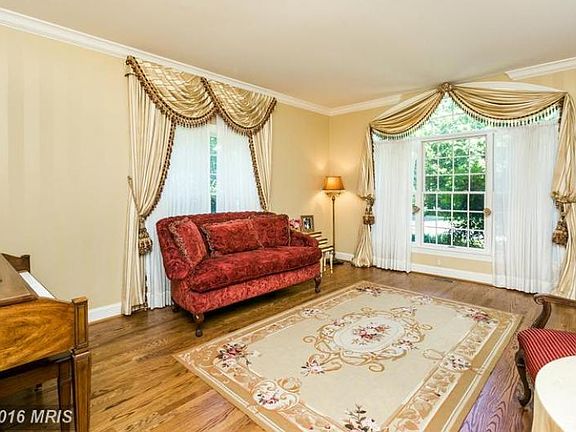 5th image of 2506 Chestnut Woods Ct