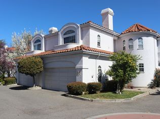 424 W Sunnyoaks Ave, Campbell, CA 95008
