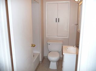 313 Playhouse St E APT 1, Cologne, MN 55322