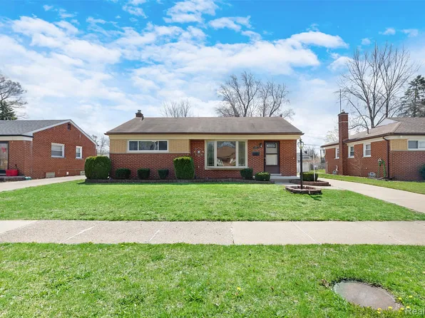 28995 Hathaway St, Livonia, MI 48150