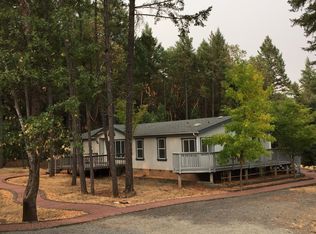 8396 Riverbanks Rd, Grants Pass, OR 97527