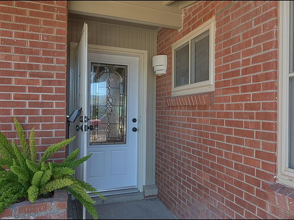 5th image of 9540 Waverly Dr