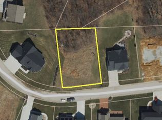 827 Spyglass Hill Dr, Bedford, IN 47421