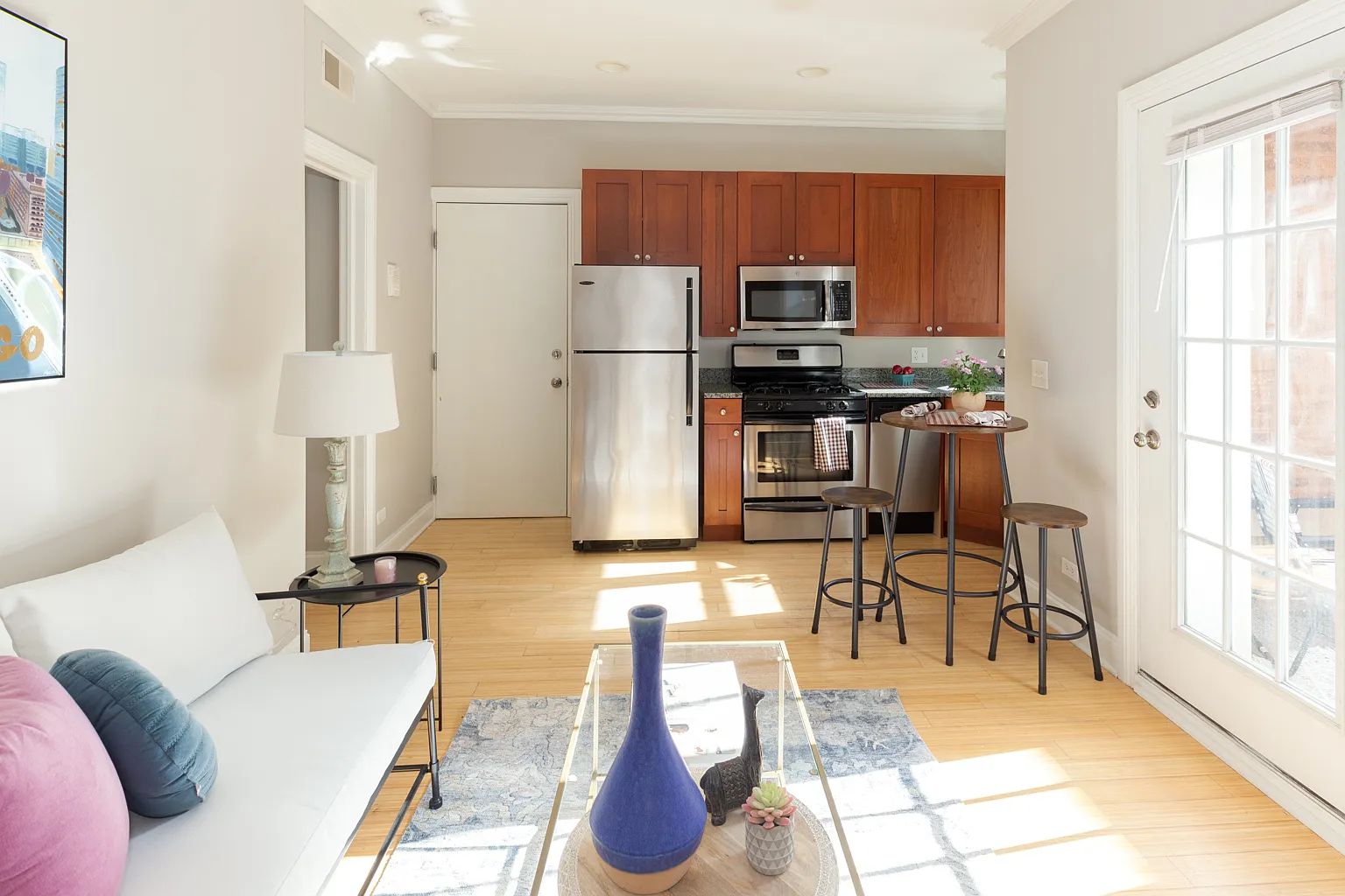 1022 W. Dakin — Photo 1