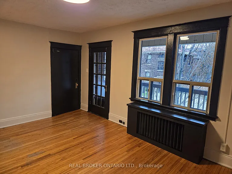 4 Hyde Park Ave #10 — Photo 5