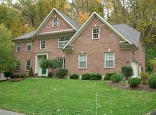 9527 E Kemper Rd, Loveland, OH 45140