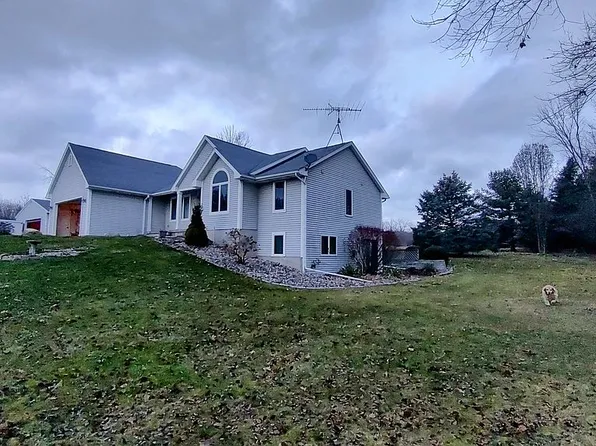 4300 W Cutler Rd, Dewitt, MI 48820