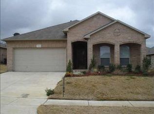 7904 Corona Ct, Arlington, TX 76002