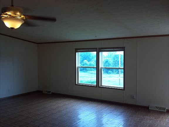 5th image of 1591 Cedarview Dr