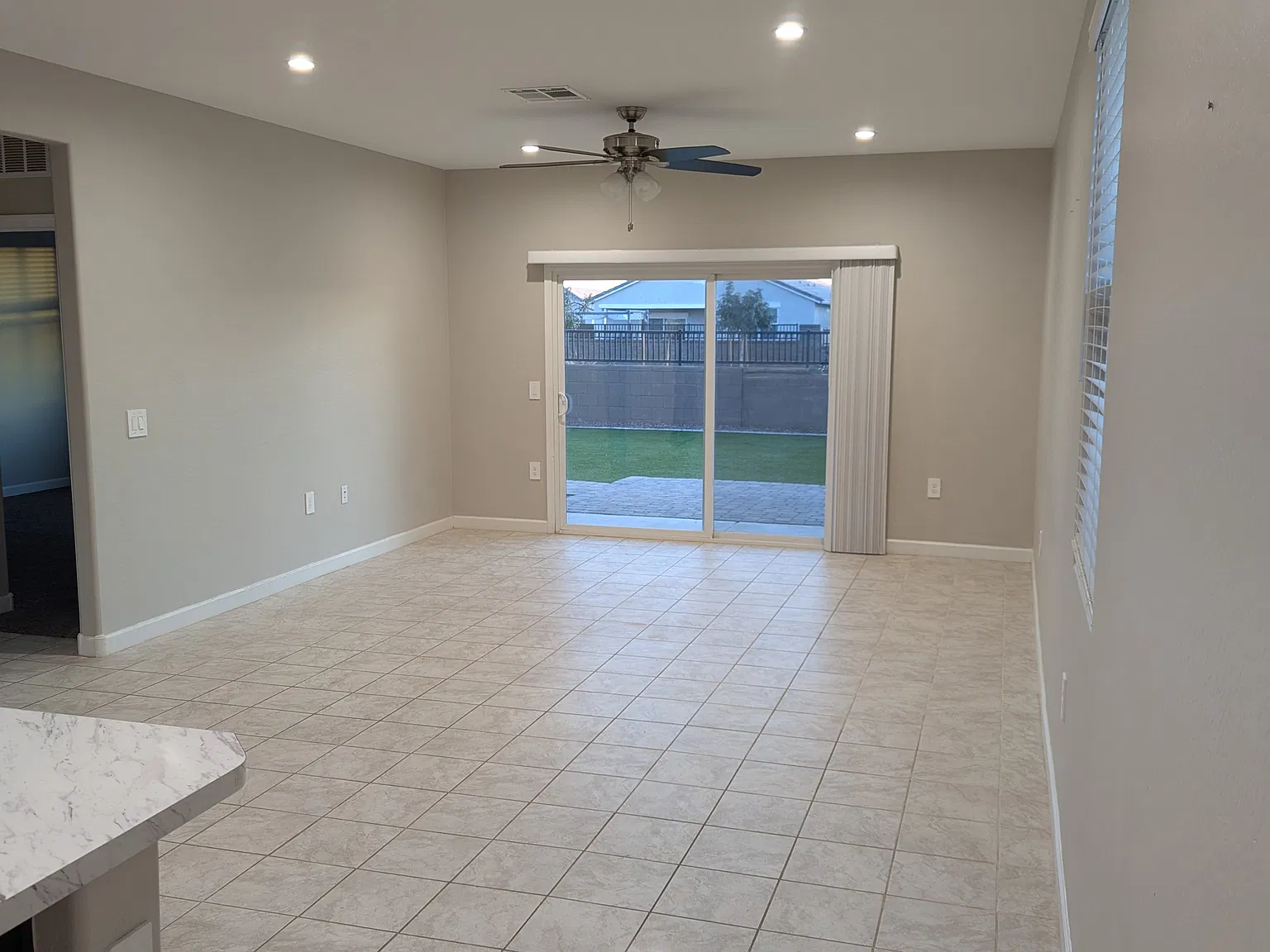 4 bed, 2.5 bath, 2150 sqft, $2,700 — Photo 3