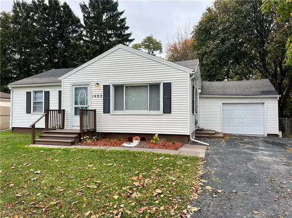 1482 Ridgeway Ave, Rochester, NY 14615