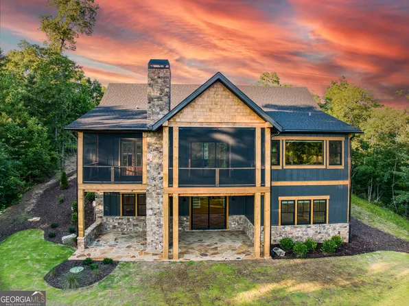 387 Hickory Way, Mineral Bluff, GA 30559