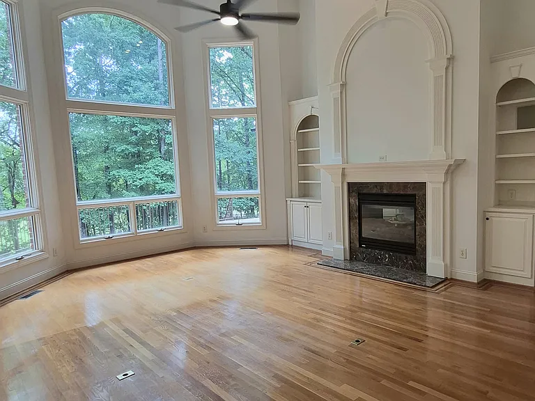 4413 Turnberry Cir — Photo 8