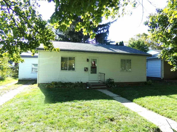 3032 Arcadia Ter, Rockford, IL 61101