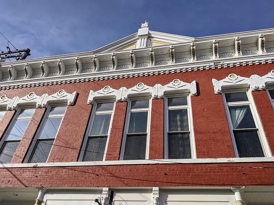 Front view of buildinng