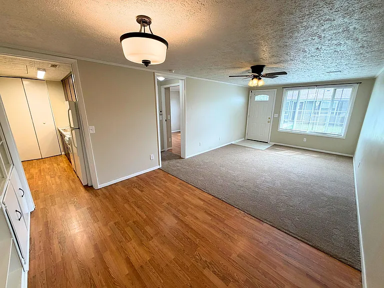 507 Pine Valley Dr #B — Photo 3
