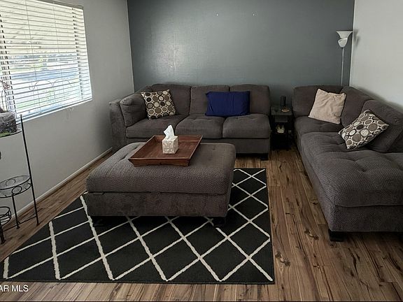 2nd image of 1813 Moreno Dr