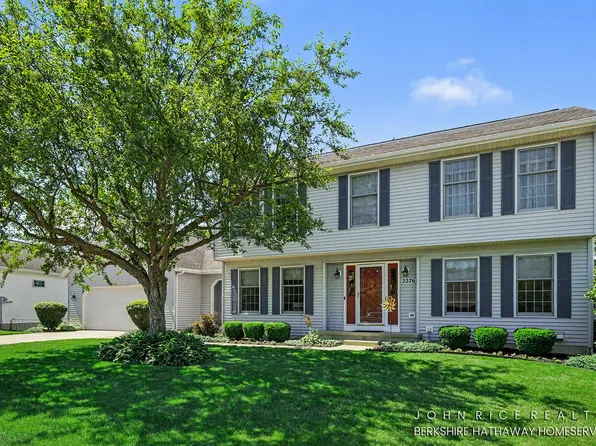 2276 Old Dominion Ct SE, Kentwood, MI 49508