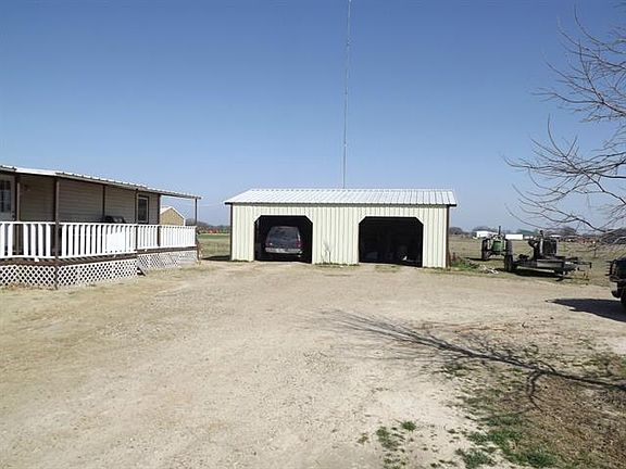 2nd image of 1419 Fm 2216