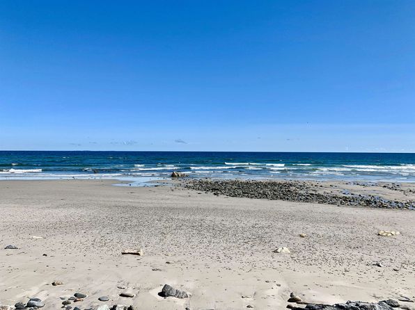 917 Ocean Boulevard, Hampton, NH 03842