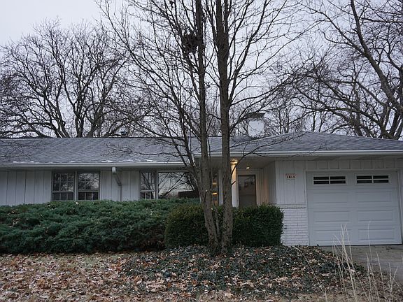 Street Setting for 1613 Mayfair Rd