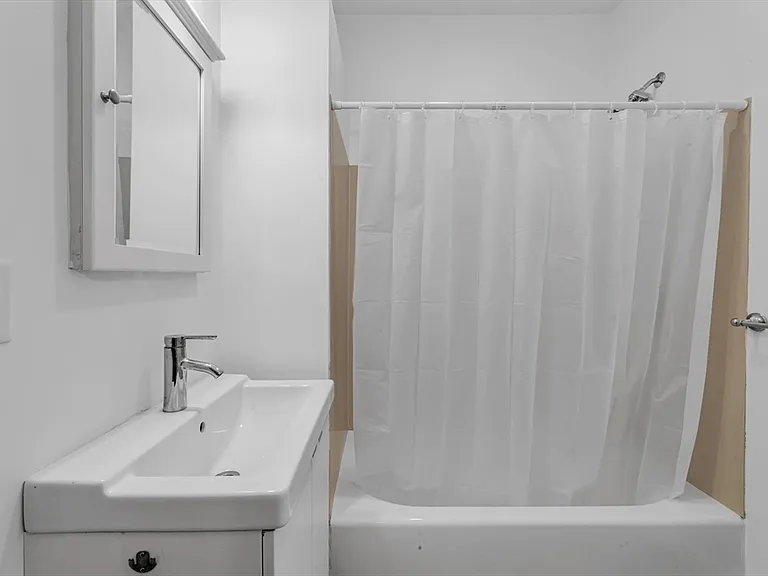 79 Perkins St #2 — Photo 14