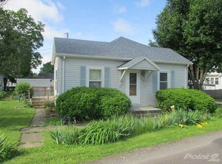 102 E Virginia Rd, Arenzville, IL 62611