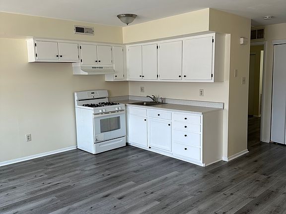 4th image of 8710 Frankford Ave #7B