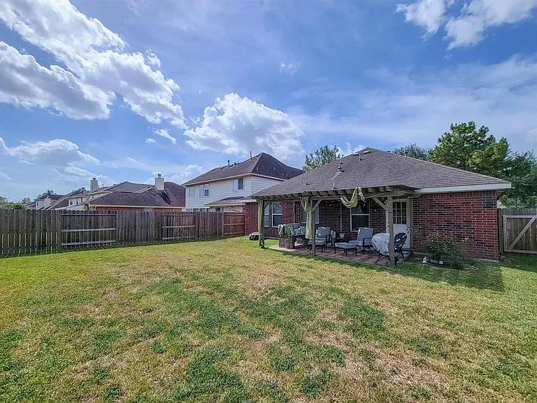 13210 Baron Hill Ln — Photo 25