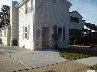85 E John St, Hicksville, NY 11801