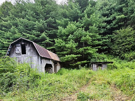 2nd image of 182 Main Rd