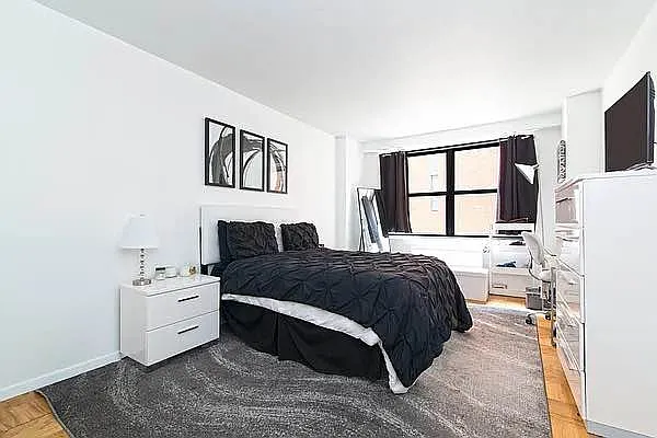 Rented by Metropolitan Property Group | media 9