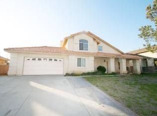 3916 N Sweet Leaf Ave, Rialto, CA 92377