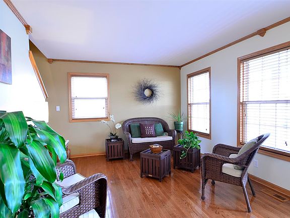 3rd image of 231 Heron Creek Dr