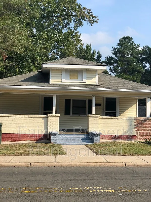 1 bed, 1.0 bath, $650 — Photo 2