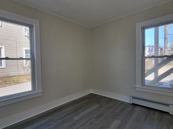 21 Lewiston Ave #1, Willimantic, CT 06226