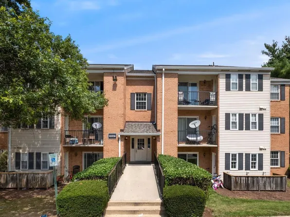 18336 Streamside Dr APT 303, Gaithersburg, MD 20879