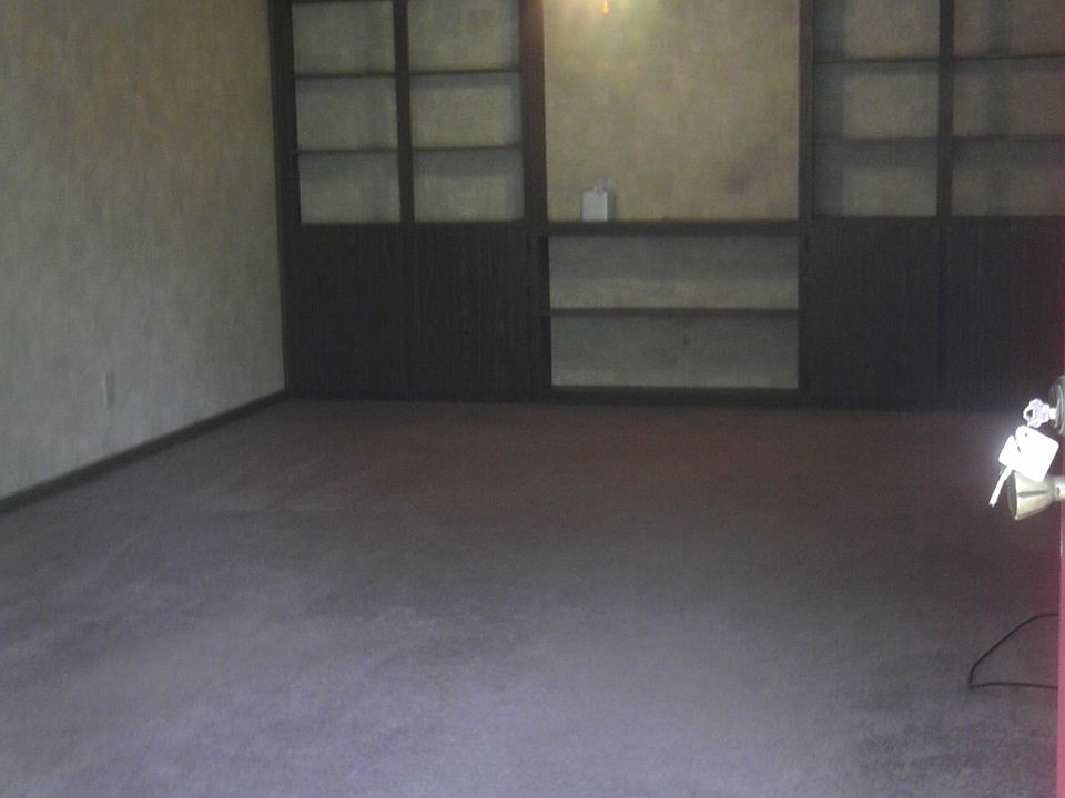 1st image of 107 Red Deer Dr