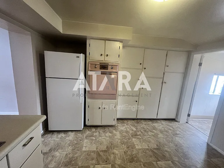 624 E 7th Ave — Photo 17