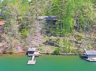 21 Bishop Ln, Tiger, GA 30576