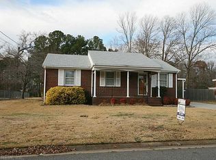 1110 Woodland Terrace Dr, Chesapeake, VA 23323