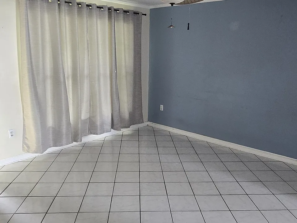3537 Mexicali St