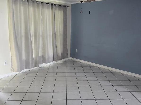 3537 Mexicali St, New Port Richey, FL 34655